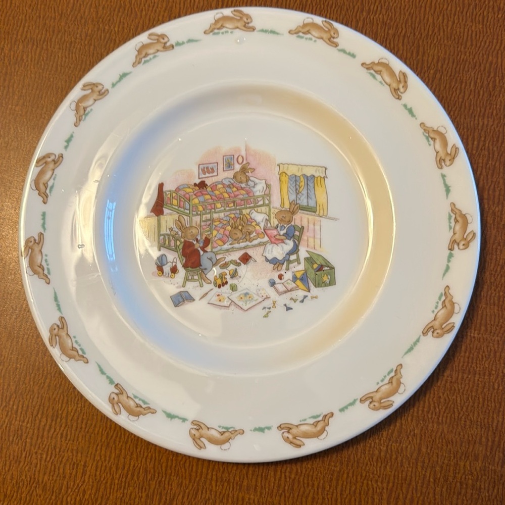 Bunnykins‎ Plate with Bunkbed Scene
